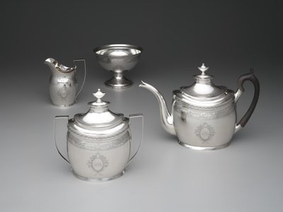 Teekanne, Sahnekännchen, Abfallbehälter und Zuckerdose, ca. 1795 von William Garret Forbes