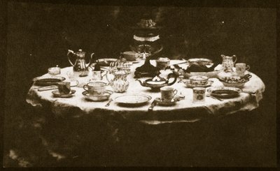 Ein elegant gedeckter Tisch, ca. 1841 von William Henry Fox Talbot
