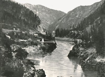 Die Rockies: der Frazer Canyon und die Cariboo Road Bridge, nahe Spuzzum, Kanada, 1895 von William Notman and Son
