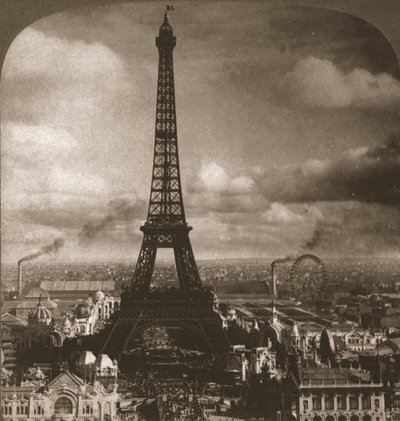 Eiffelturm, 300 Meter hoch, über die Seine vom Trocadero, Paris, Frankreich von Works and Sun Sculpture Studios