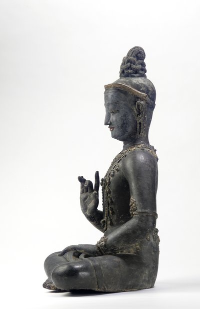Nepalesisch-chinesischer Bodhisattva (Lack, Stoff, Spuren von Blau, Gold und grüner Farbe & Blattgold) von Yuan Dynasty Chinese School