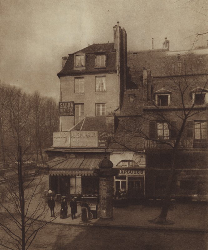 Die gleiche Ecke, gesehen vom Boulevard du Palais von (after) French Photographer