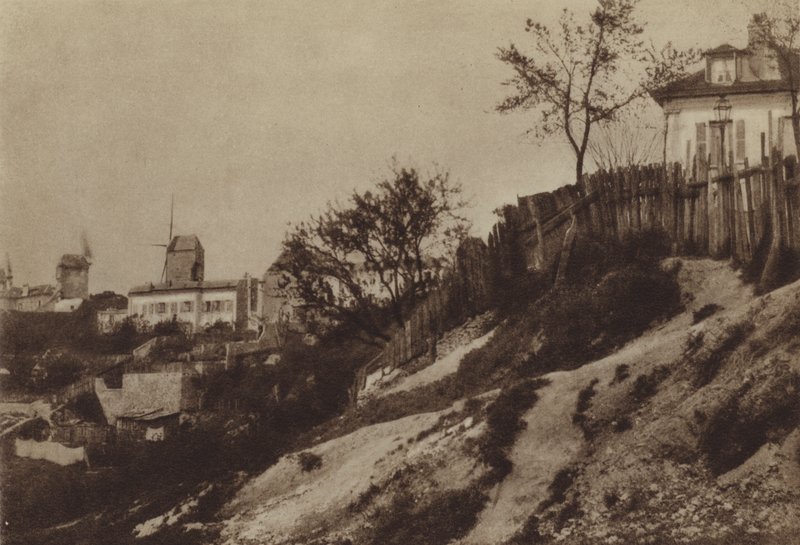 Die Gärten von Montmartre mit der Mühle Le Blute-fin um 1860 von (after) French Photographer