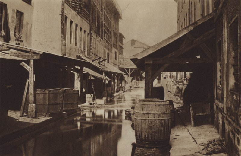Die Gerbereien am Ufer der Bievre von (after) French Photographer