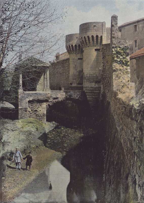 Pernes, Schloss von (after) French Photographer