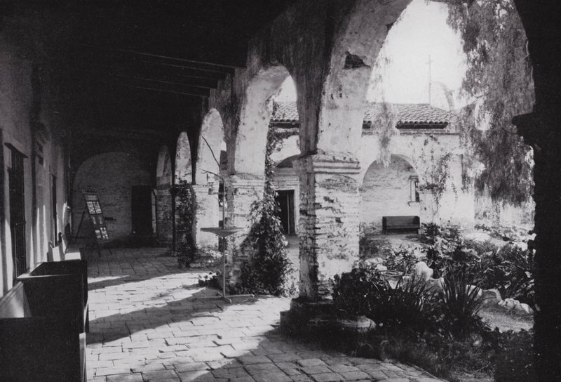 Kalifornien: Mission San Juan Capistrano, gegründet 1776, südlich von Los Angeles von American Photographer (after)