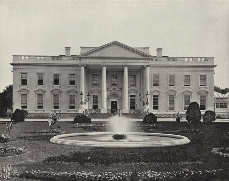 Das Weiße Haus, Washington City (s/w Foto) von American Photographer (after)