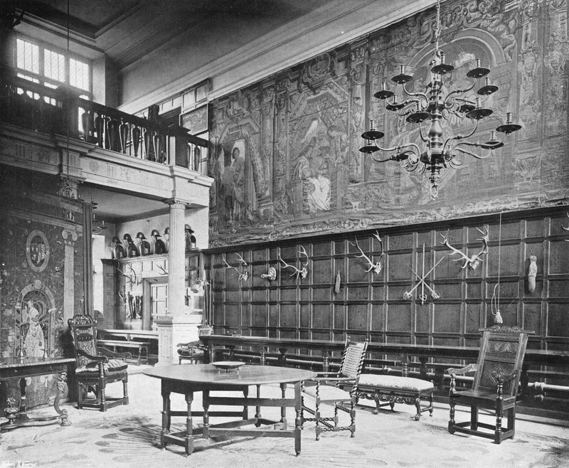 Die Nordseite der Halle von Charles Latham
