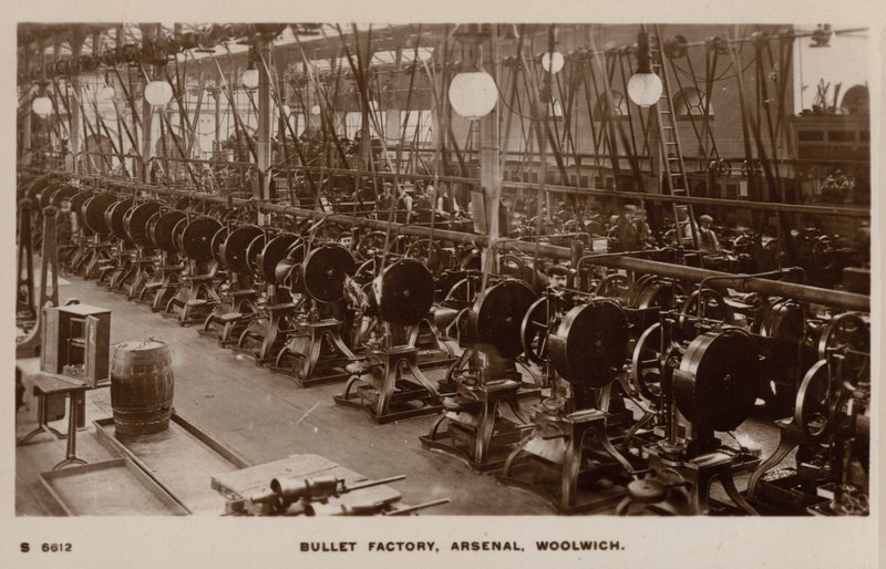 Munitionsfabrik, Arsenal, Woolwich von English Photographer