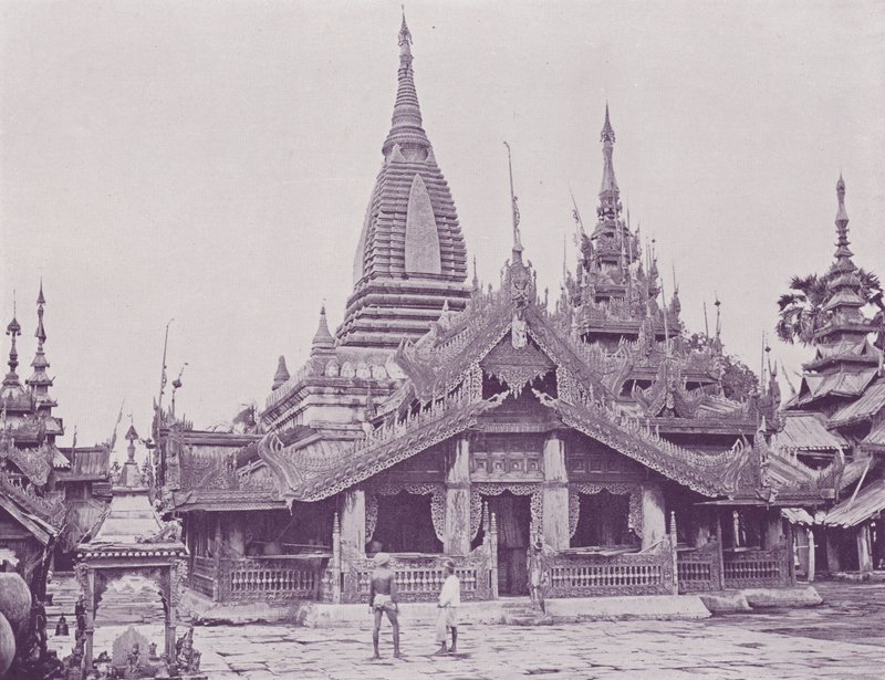 Khawn oder Baldachin vor der Pagode, Pagan von English Photographer