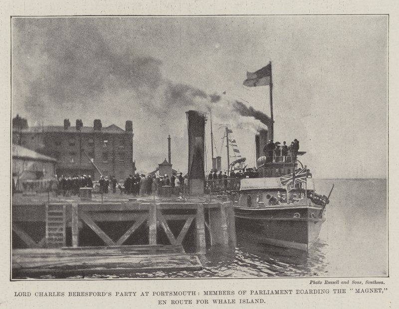Die Party von Lord Charles Beresford in Portsmouth, Mitglieder des Parlaments besteigen die Magnet, auf dem Weg zur Whale Island von English Photographer