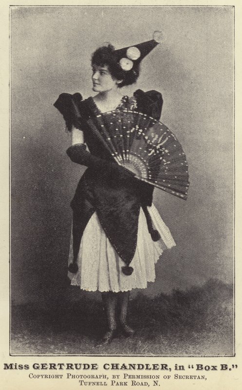 Miss Gertrude Chandler in Box B von English Photographer