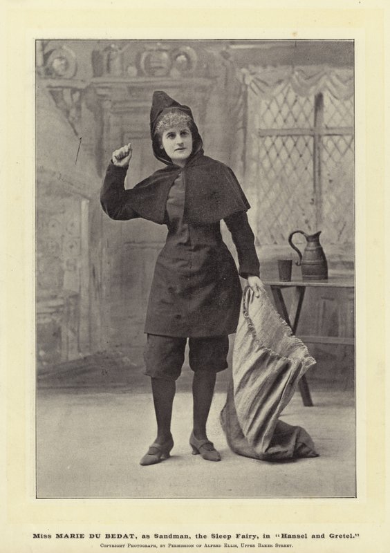 Miss Marie Du Bedat als Sandmann, die Schlaf-Fee, in Hänsel und Gretel von English Photographer
