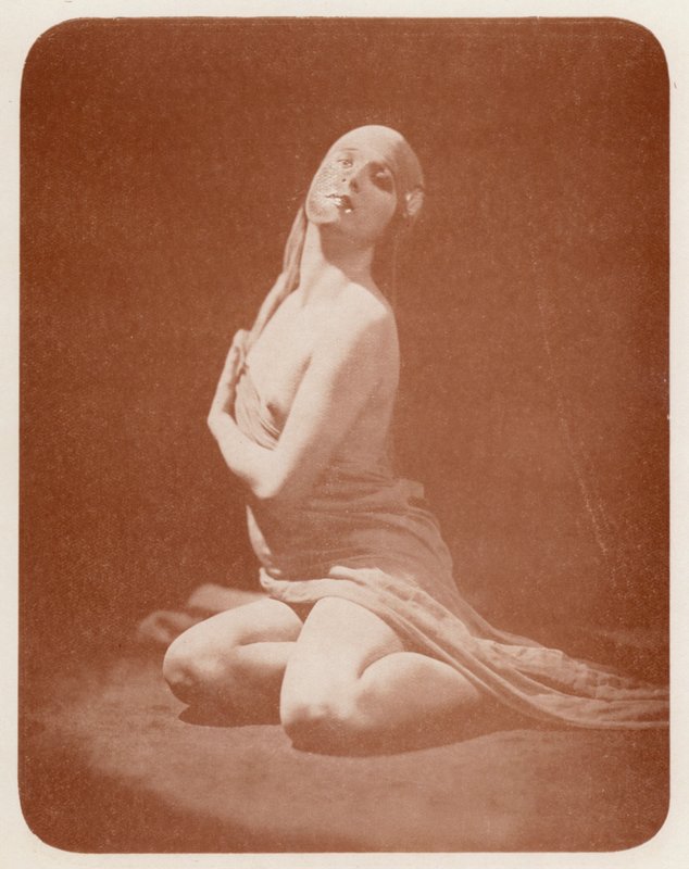 Nudistische Kunst: Studie von English Photographer
