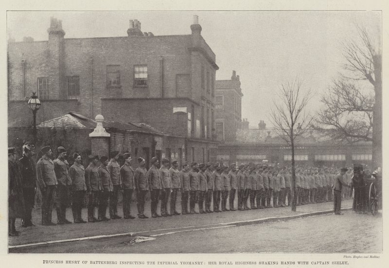 Prinzessin Henry von Battenberg inspiziert die Imperial Yeomanry, Ihre Königliche Hoheit schüttelt Captain Seeley die Hand von English Photographer
