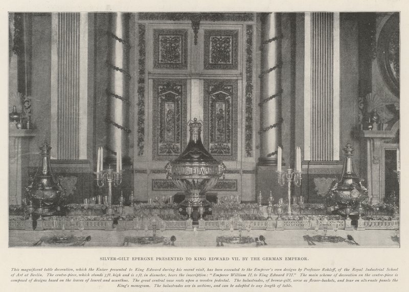 Versilbertes Epergne, König Edward VII. vom deutschen Kaiser überreicht von English Photographer