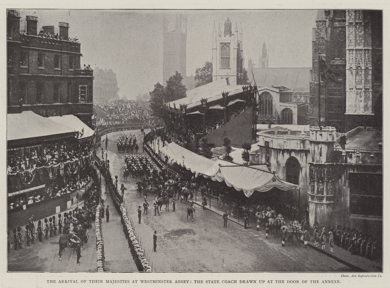 Die Ankunft Ihrer Majestäten in der Westminster Abbey, die Staatskutsche vor der Tür des Anbaus von English Photographer