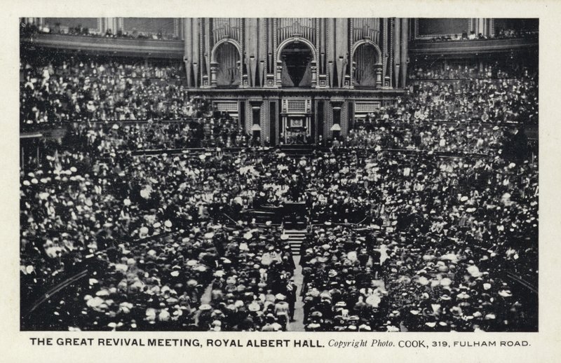 Das große Erweckungstreffen, Royal Albert Hall, London von English Photographer