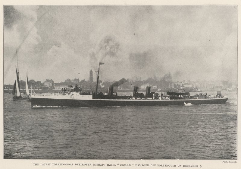 Das neueste Torpedoboot-Zerstörer-Unglück, HMS Wizard, beschädigt vor Portsmouth am 5. Dezember von English Photographer