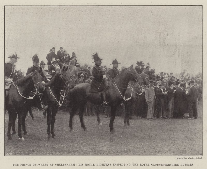 Der Prinz von Wales in Cheltenham, Seine Königliche Hoheit inspiziert die Royal Gloucestershire Hussars von English Photographer