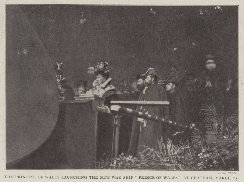 Die Prinzessin von Wales tauft das neue Kriegsschiff Prince of Wales in Chatham, 25. März von English Photographer