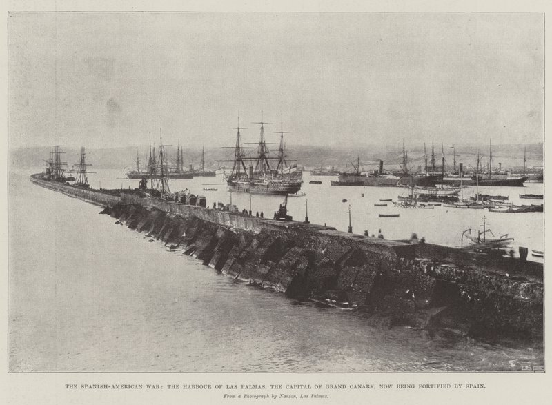 Der spanisch-amerikanische Krieg, der Hafen von Las Palmas, die Hauptstadt von Gran Canaria, jetzt von Spanien befestigt von English Photographer