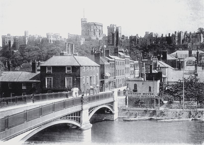 Windsor Schloss von der Brücke von English Photographer