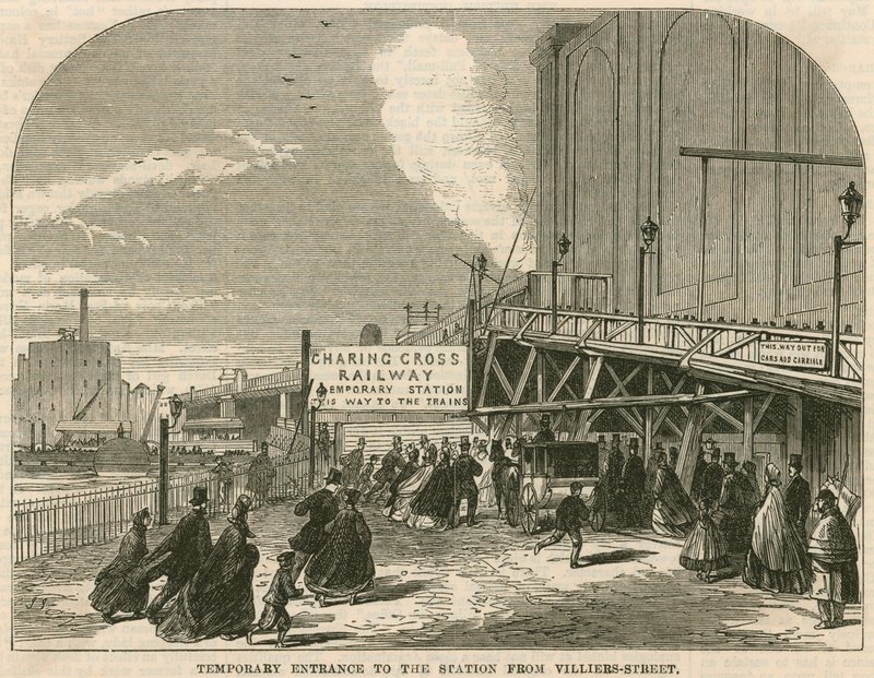 Charing Cross Station, London: Der provisorische Eingang zum Bahnhof von der Villiers Street von English School