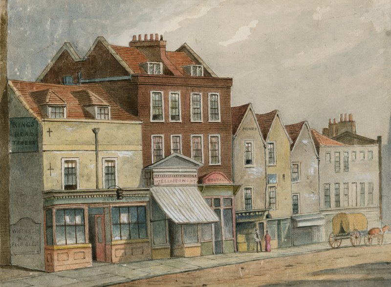Alte Häuser in Upper Street, Islington, gegenüber der Kirche von English School