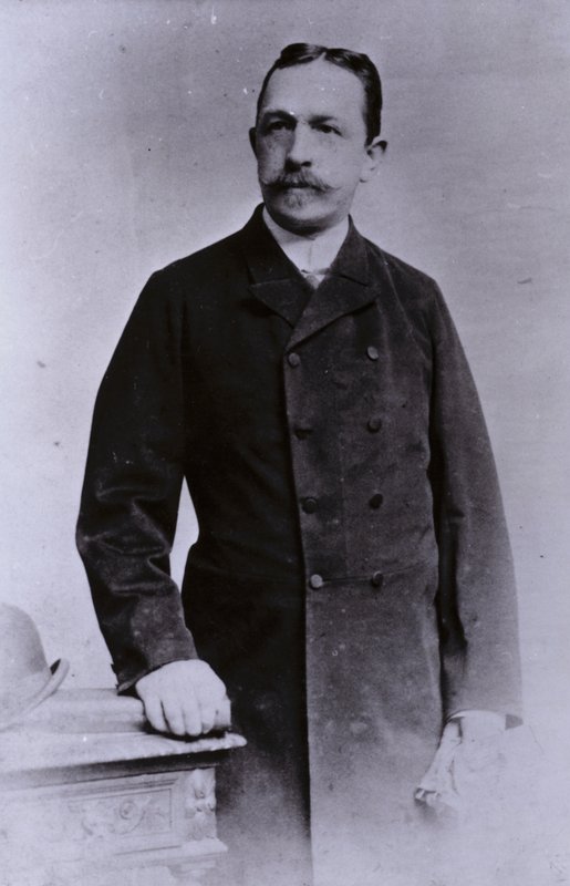 Oskar Lenz, deutsch-österreichischer Geologe und Mineraloge von European Photographer