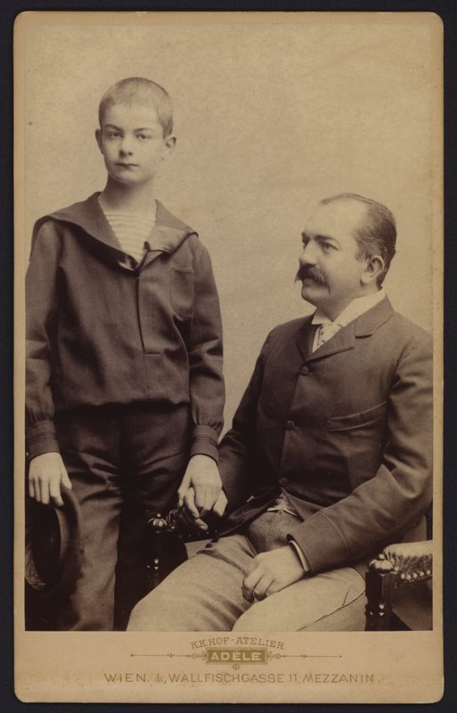 Porträt, König Milan Obrenovic von Serbien mit seinem Sohn Alexander von European Photographer