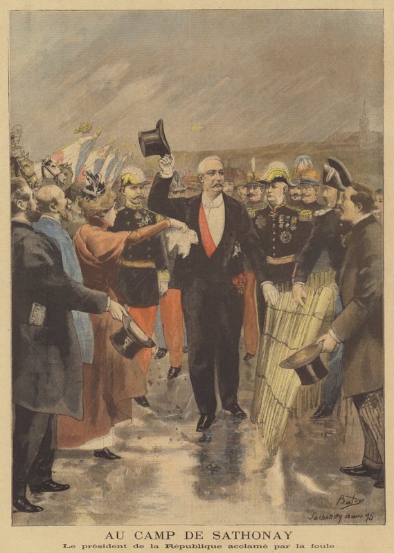 Präsident Faure von der Menge im Camp de Sathonay bejubelt von French School