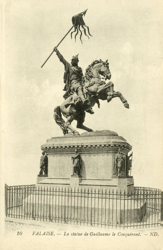 Falaise, Die Statue von Wilhelm dem Eroberer, ND von French Photographer