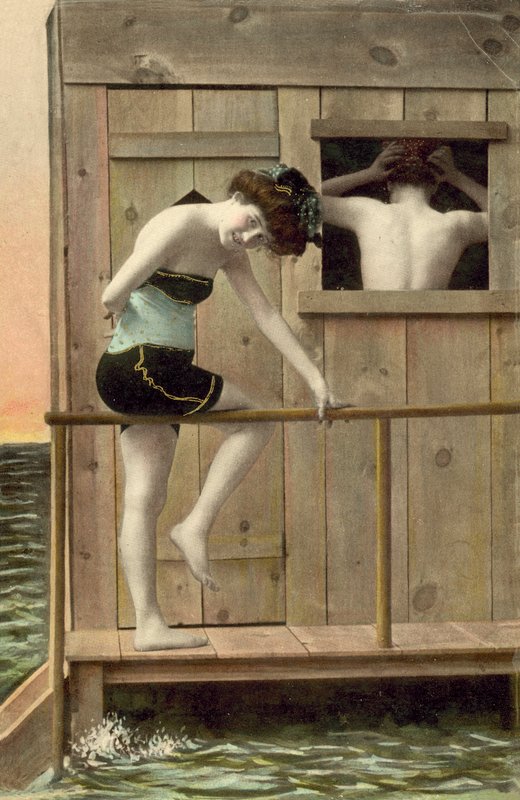 Mädchen bereiten sich aufs Schwimmen vor von French Photographer