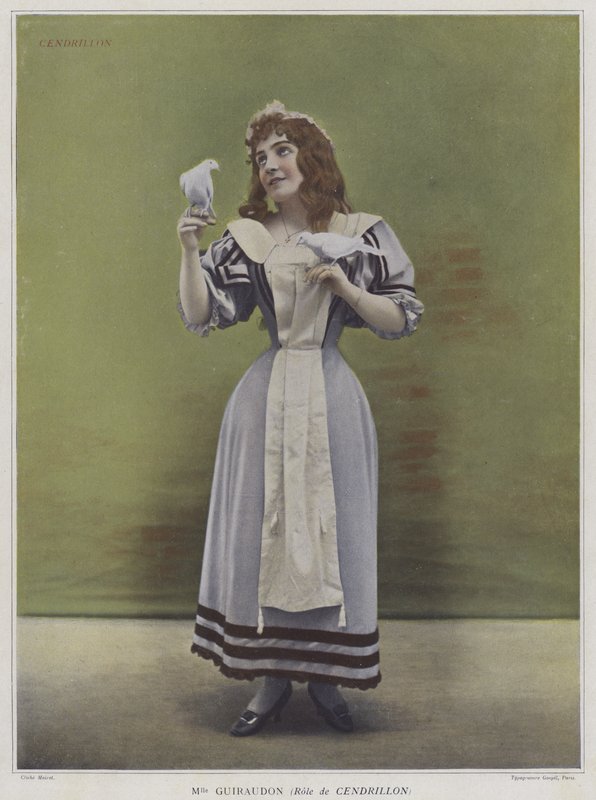 Julie Guiraudon in der Titelrolle in Cendrillon (Aschenputtel) von French Photographer