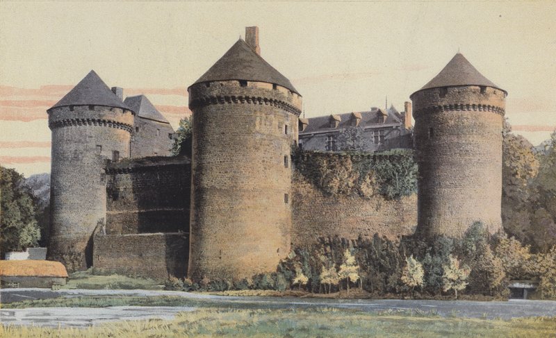 Lassay, Schloss, Flussseite von French Photographer