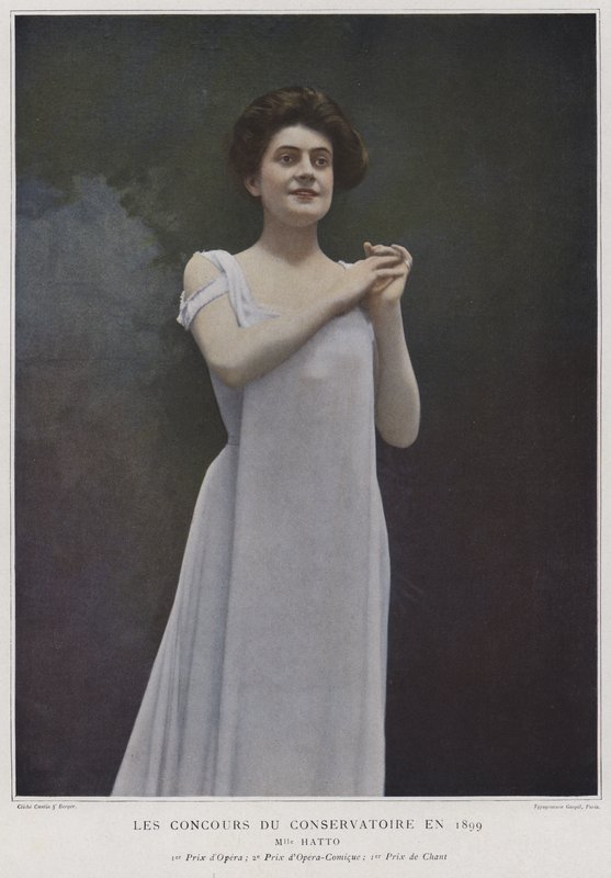 Mademoiselle Hatto, preisgekrönte Sängerin bei den Wettbewerben am Conservatoire de Paris, 1899 von French Photographer