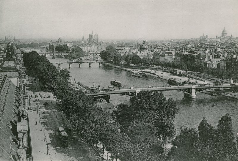 Perspective sur la Seine, vue prise du Pavillon de Flore von French Photographer