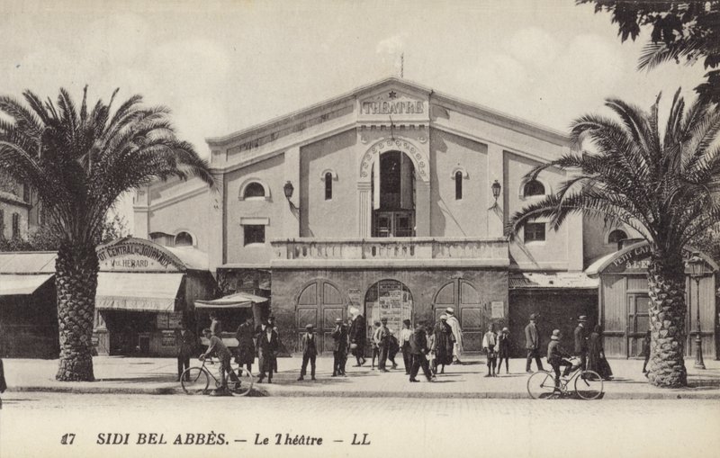 Das Theater, Sidi Bel Abbes, Algerien von French Photographer
