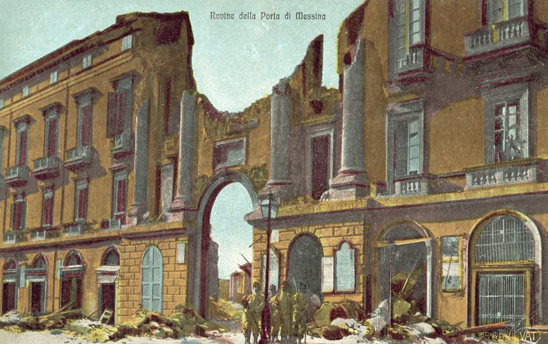 Ruine des Porta di Messina von Italian Photographer