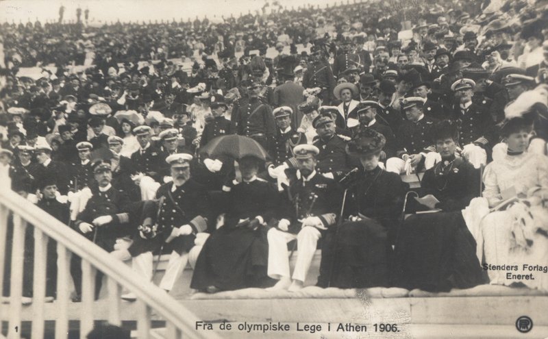 Würdenträger beobachten die Olympischen Spiele 1906, Athen von Norwegian Photographer