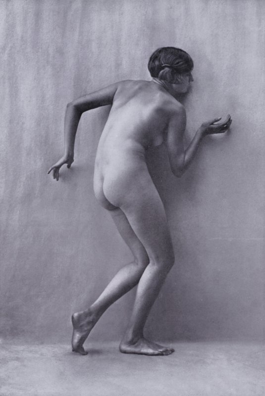 Der schöne Körper, Körperkultur für Frauen (s/w Foto) von Photographer German