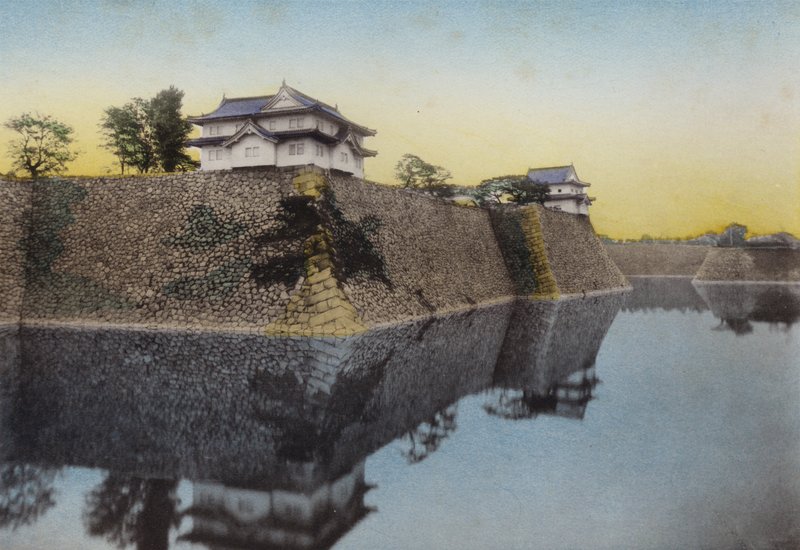 Japan, ca. 1912: Die Osaka-Burg, erbaut 1583 von Hideyoshi von Photographer Japanese