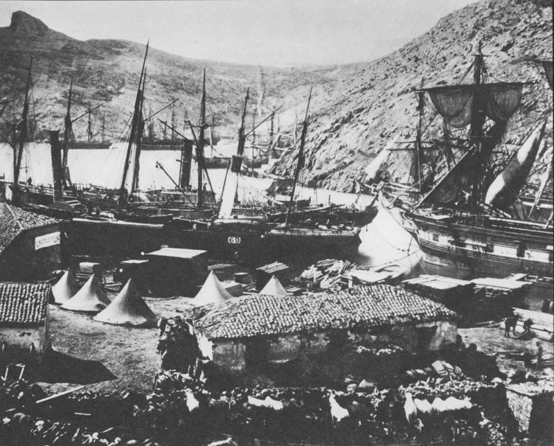 Balaklawa-Hafen während des Krimkriegs von Roger Fenton