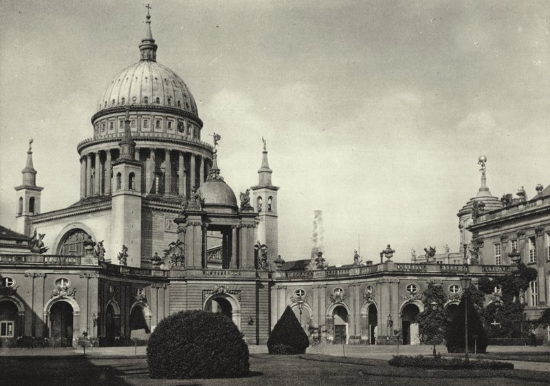 Potsdam, Stadtschloss, Blick auf die Nikolaikirche von Sasha Stone