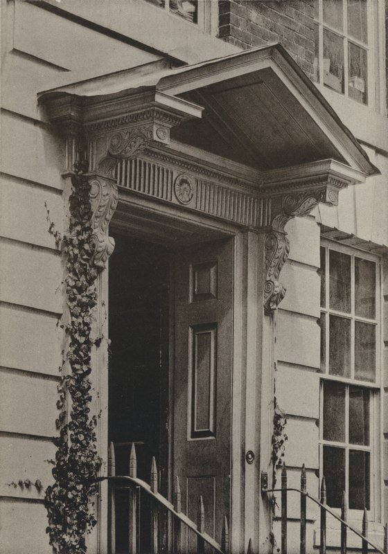 Tür, Castle Hill, Winchester von William Galsworthy Davie