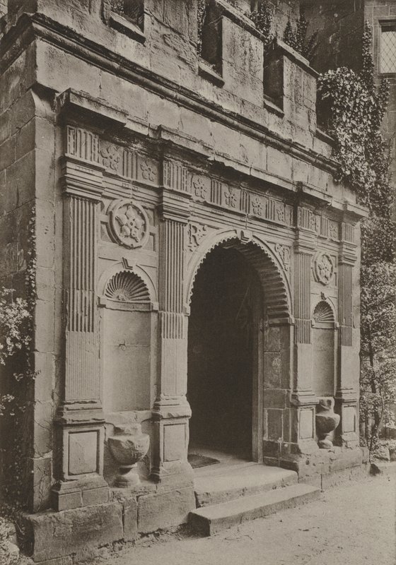 Türöffnung, Veranda am Torhaus, Kenilworth von William Galsworthy Davie