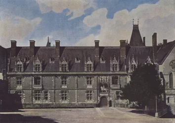 Chateau de Blois, Facade sur la cour