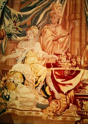 Asien, aus einem Wandteppich der vier Ecken der Welt, Detail einer allegorischen Figur, die sich mit Juwelen schmückt, erste Hälfte des 18. Jahrhunderts (Detail)