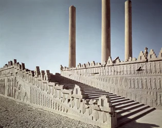 Ansicht der östlichen Treppe der Apadana (Audienzhalle), ca. 515 v. Chr.